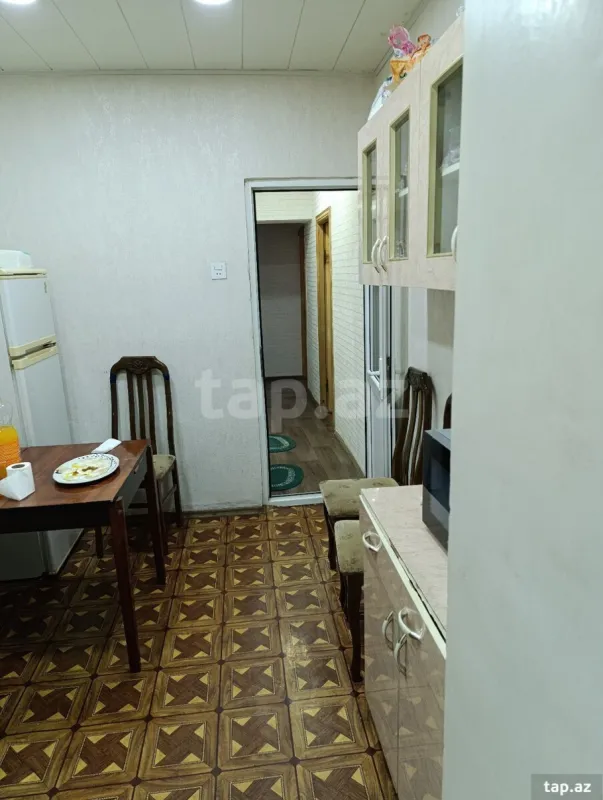 Satılır 4 otaqlı mənzil 86 m²