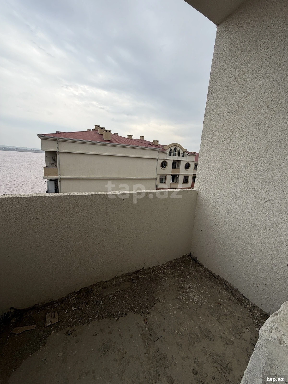 Satılır 1 otaqlı yeni tikili 49 m²