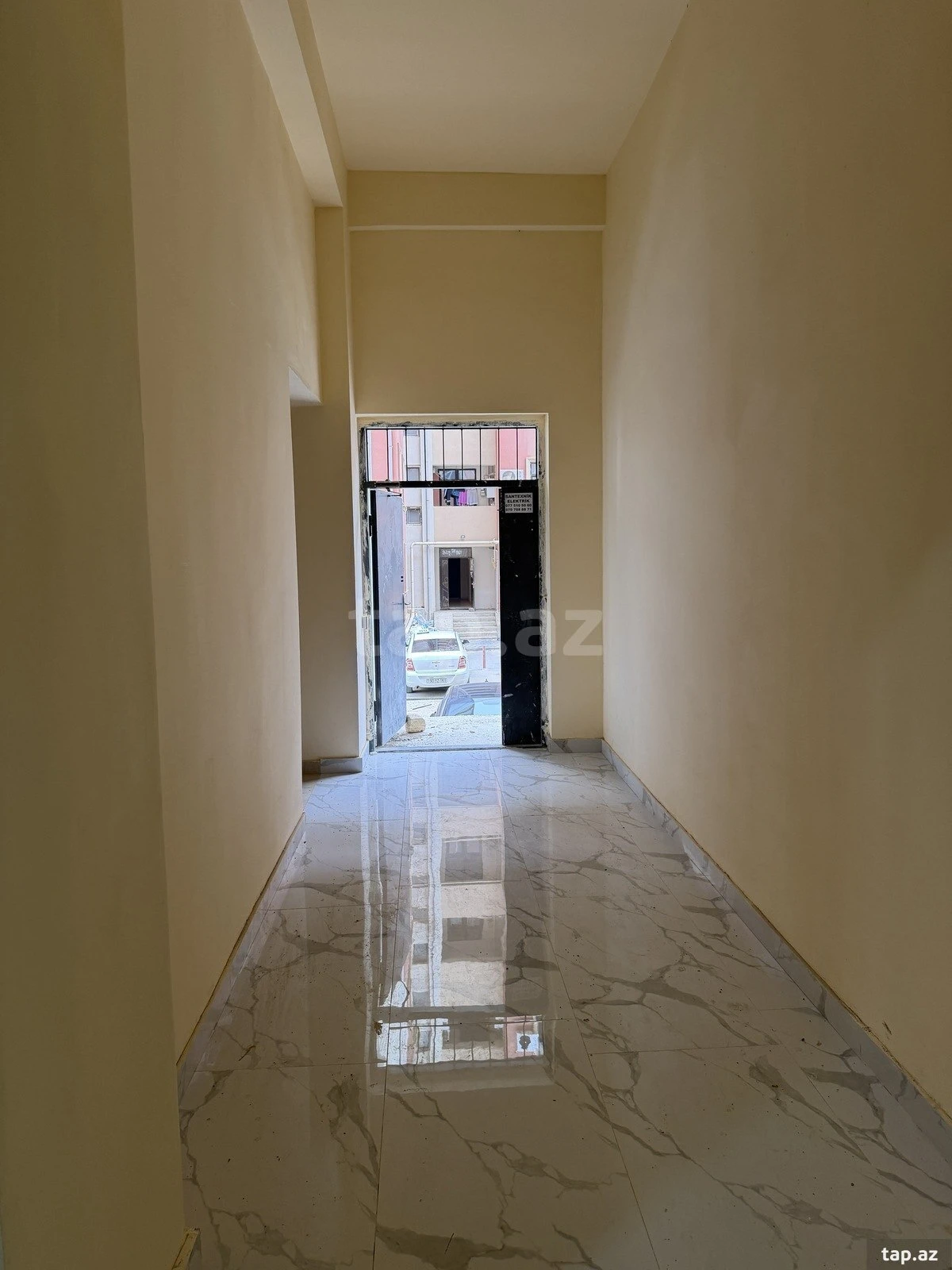 Satılır 1 otaqlı yeni tikili 49 m²