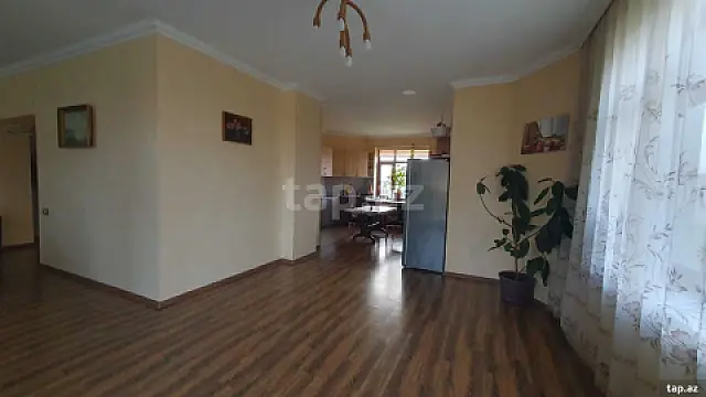 Satılır 6 otaqlı həyət evi 400 m²