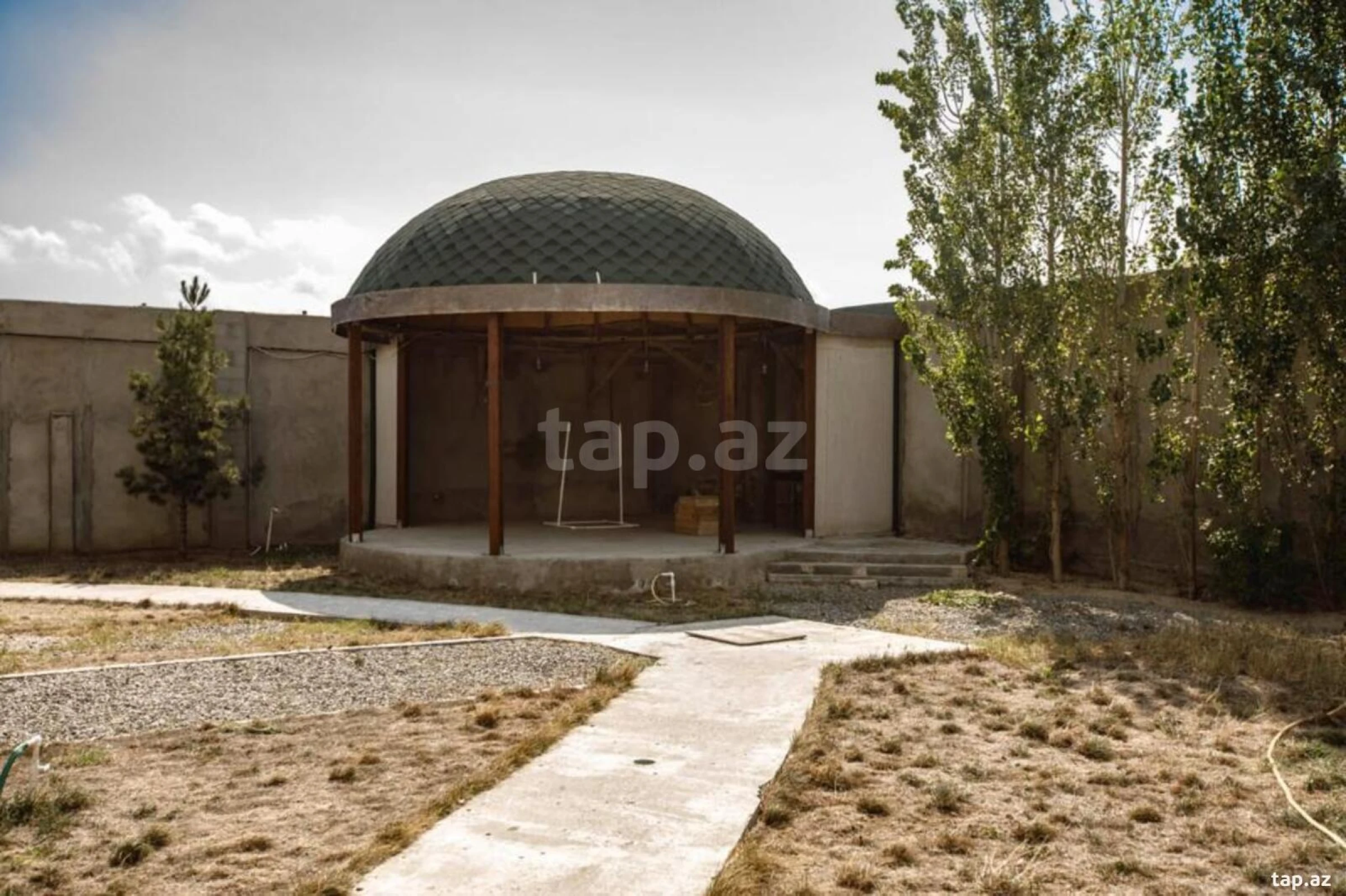 Satılır 6 otaqlı həyət evi 780 m²