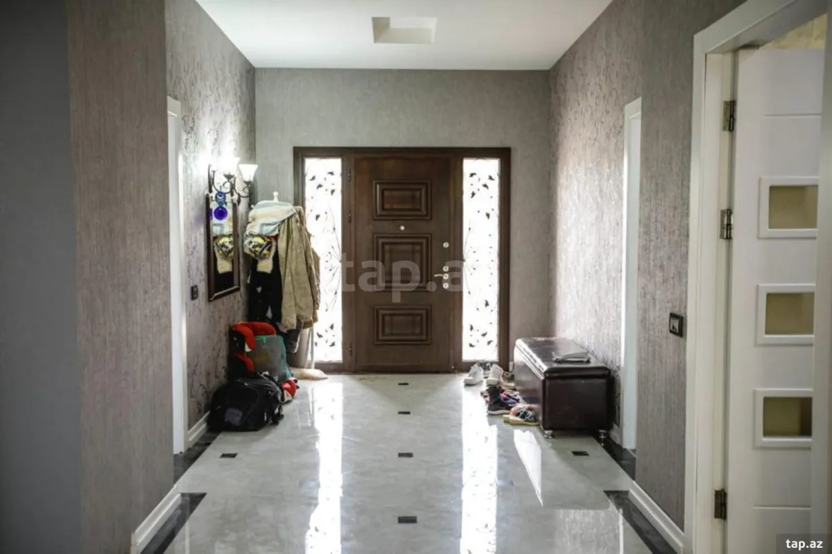 Satılır 6 otaqlı həyət evi 780 m²