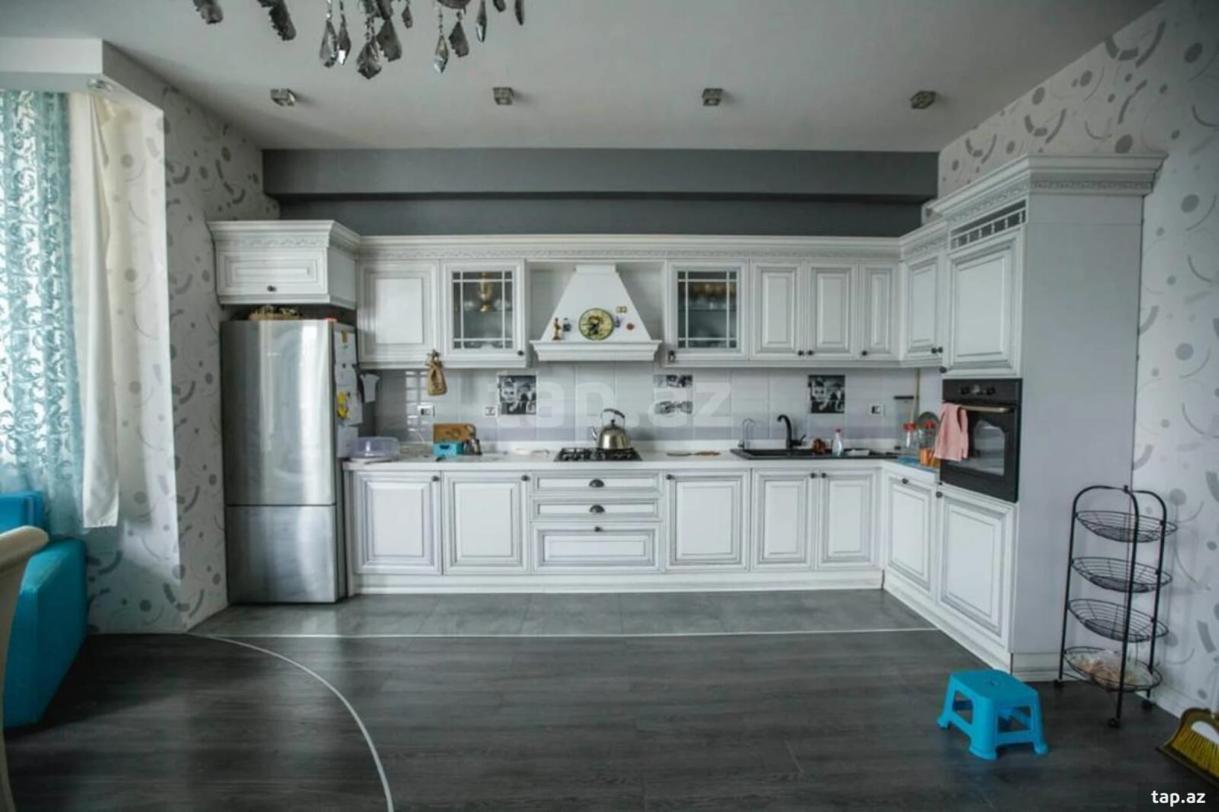 Satılır 6 otaqlı həyət evi 780 m²