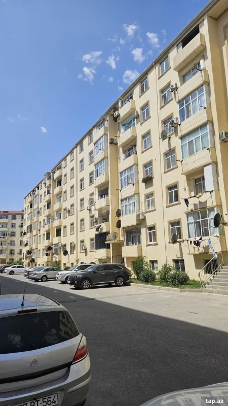 Satılır 2 otaqlı yeni tikili 72 m²