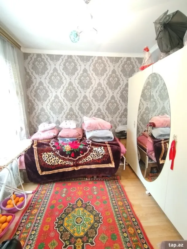 Satılır 3 otaqlı mənzil 49.7 m²