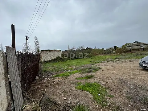 Satılır torpaq sahəsi — Salyan