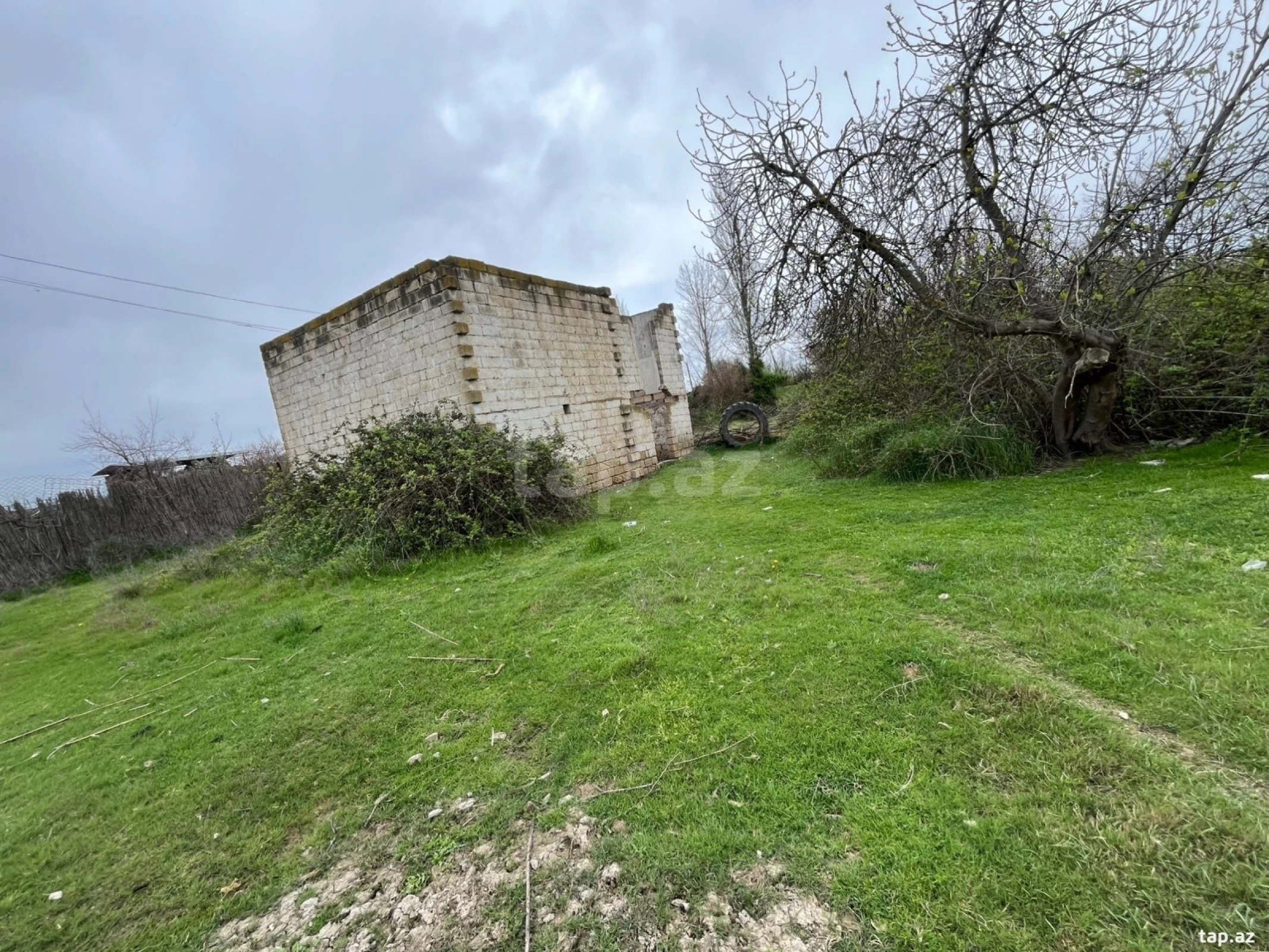 Satılır torpaq sahəsi