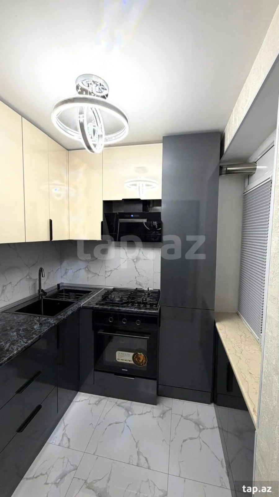 Satılır 3 otaqlı mənzil 75 m²