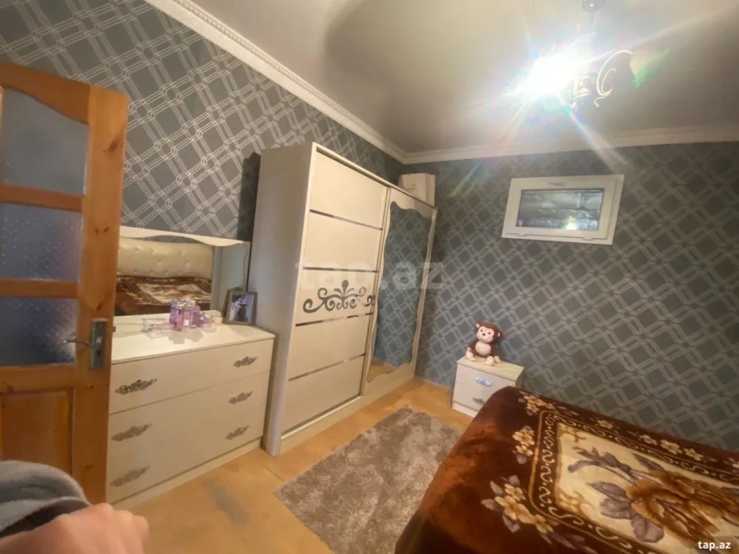 Satılır 4 otaqlı həyət evi 80 m²