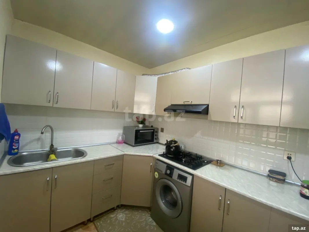 Satılır 4 otaqlı həyət evi 80 m²