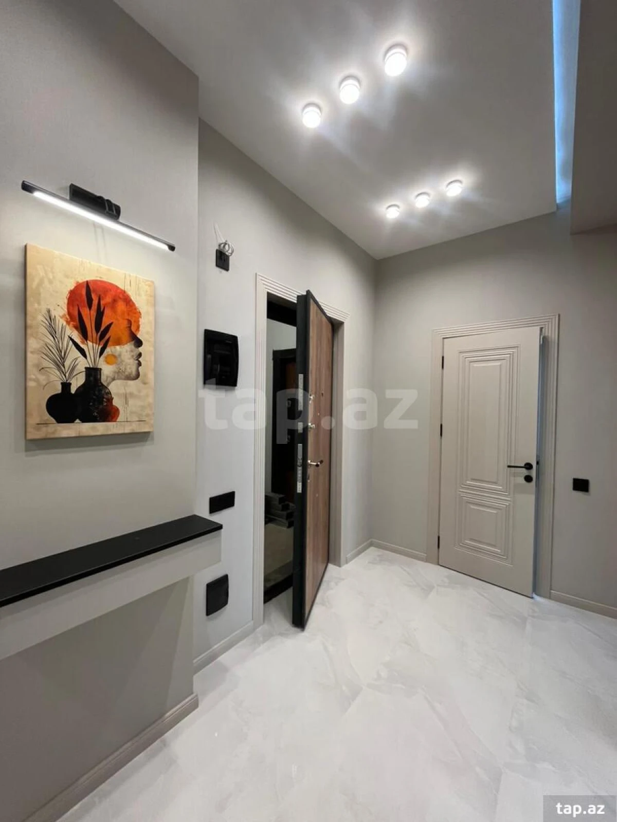 Kirayə verilir 2 otaqlı yeni tikili 65 m²