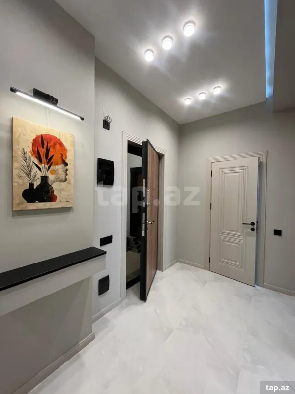 Kirayə verilir 2 otaqlı yeni tikili 65 m²