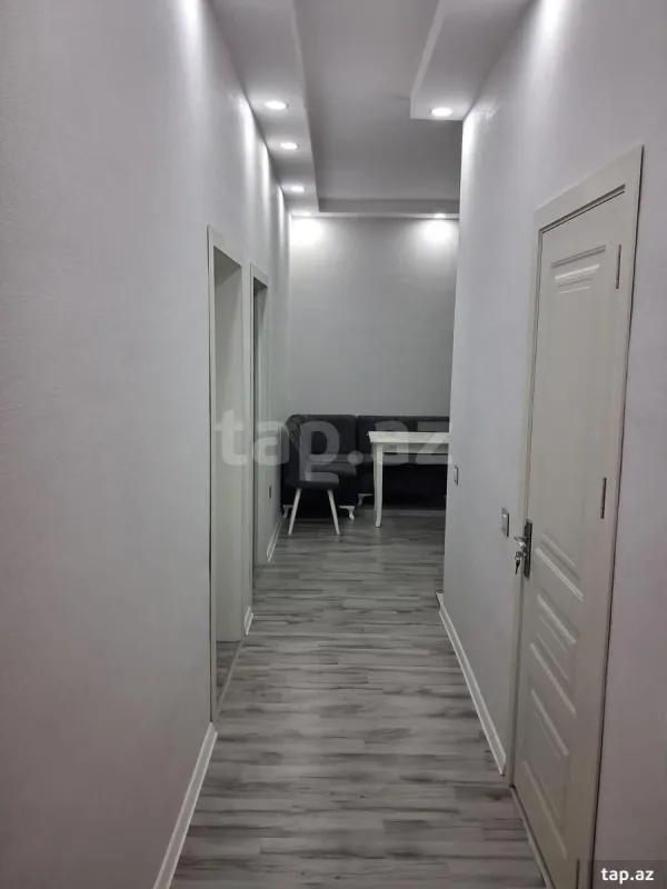 Kirayə verilir 2 otaqlı yeni tikili 80 m²
