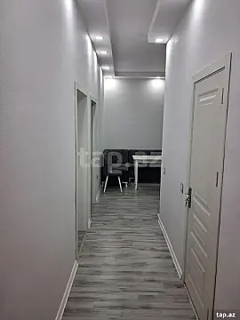 Kirayə verilir 2 otaqlı yeni tikili 80 m²