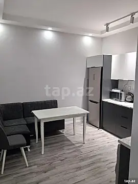 Kirayə verilir 2 otaqlı yeni tikili 80 m²