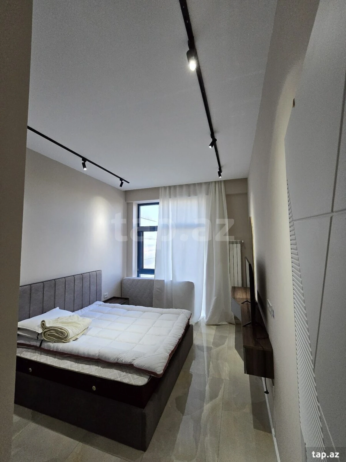 Kirayə verilir 1 otaqlı yeni tikili 44 m²