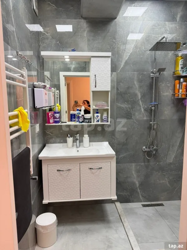 Satılır 2 otaqlı yeni tikili 55.5 m²