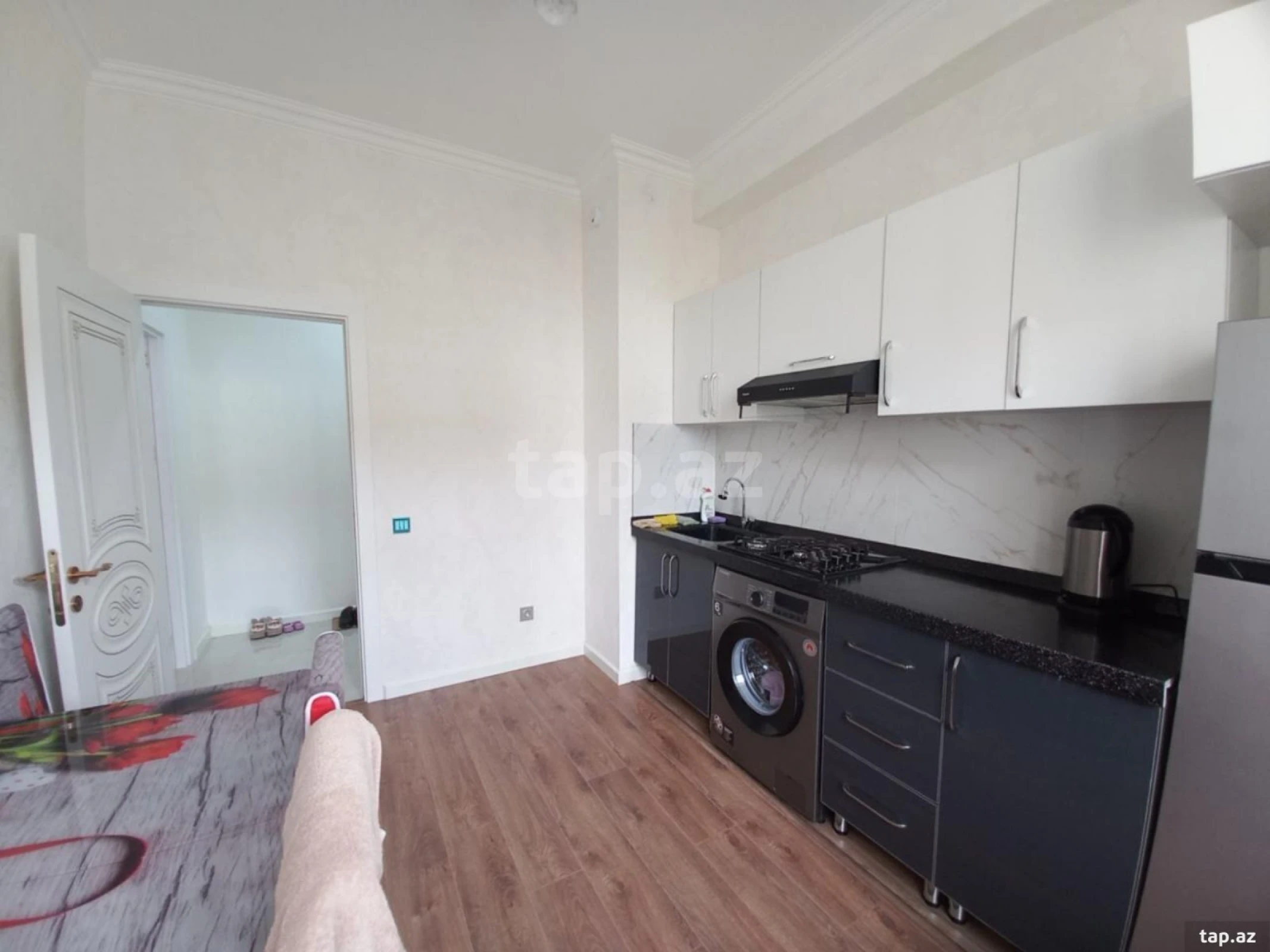 Kirayə verilir 2 otaqlı mənzil 64 m²