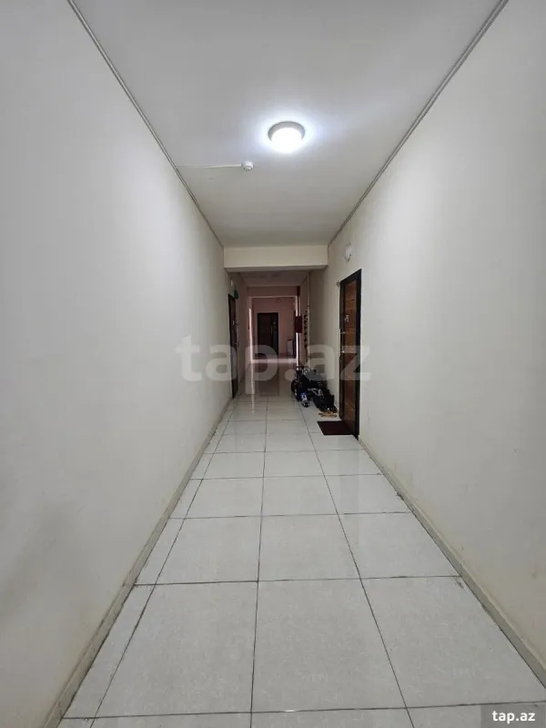 Satılır 3 otaqlı yeni tikili 80 m²