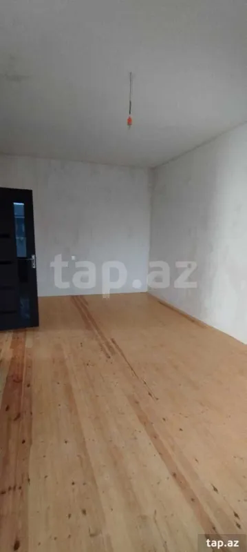 Satılır 4 otaqlı həyət evi 140 m²