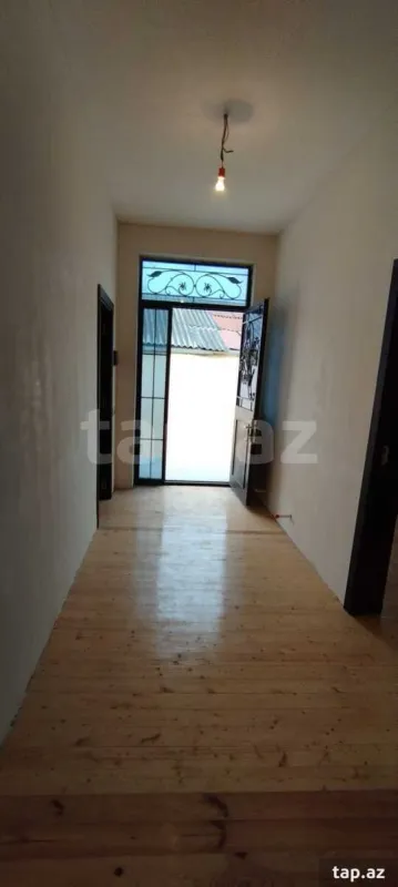 Satılır 4 otaqlı həyət evi 140 m²