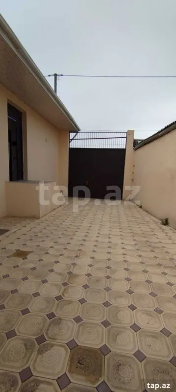 Satılır 4 otaqlı həyət evi 140 m²