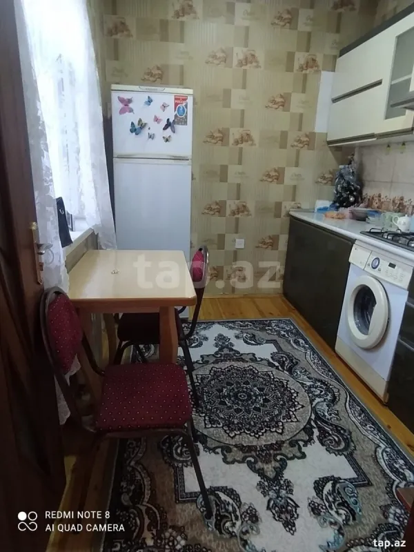 Kirayə verilir 2 otaqlı həyət evi 65 m²