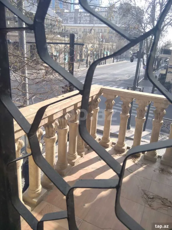 Kirayə verilir ofis