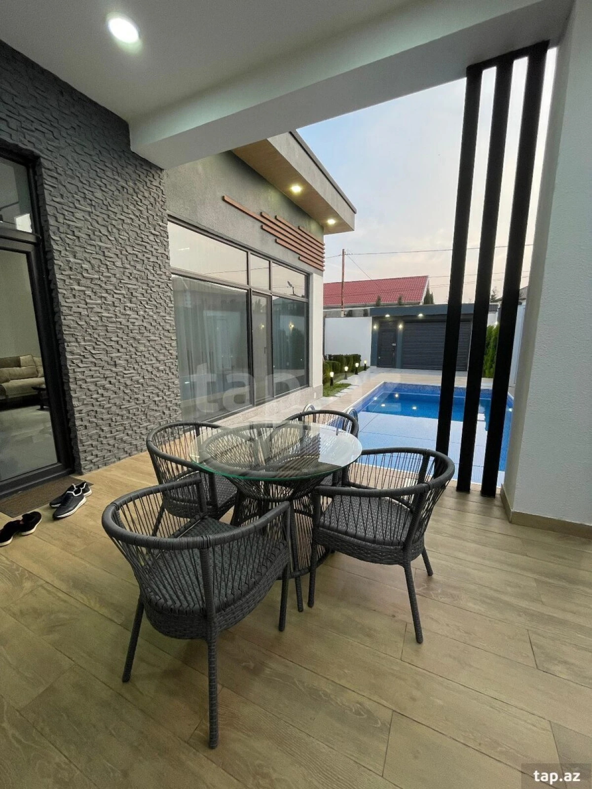 Kirayə verilir 5 otaqlı həyət evi 200 m²
