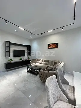 Kirayə verilir 5 otaqlı həyət evi 200 m²