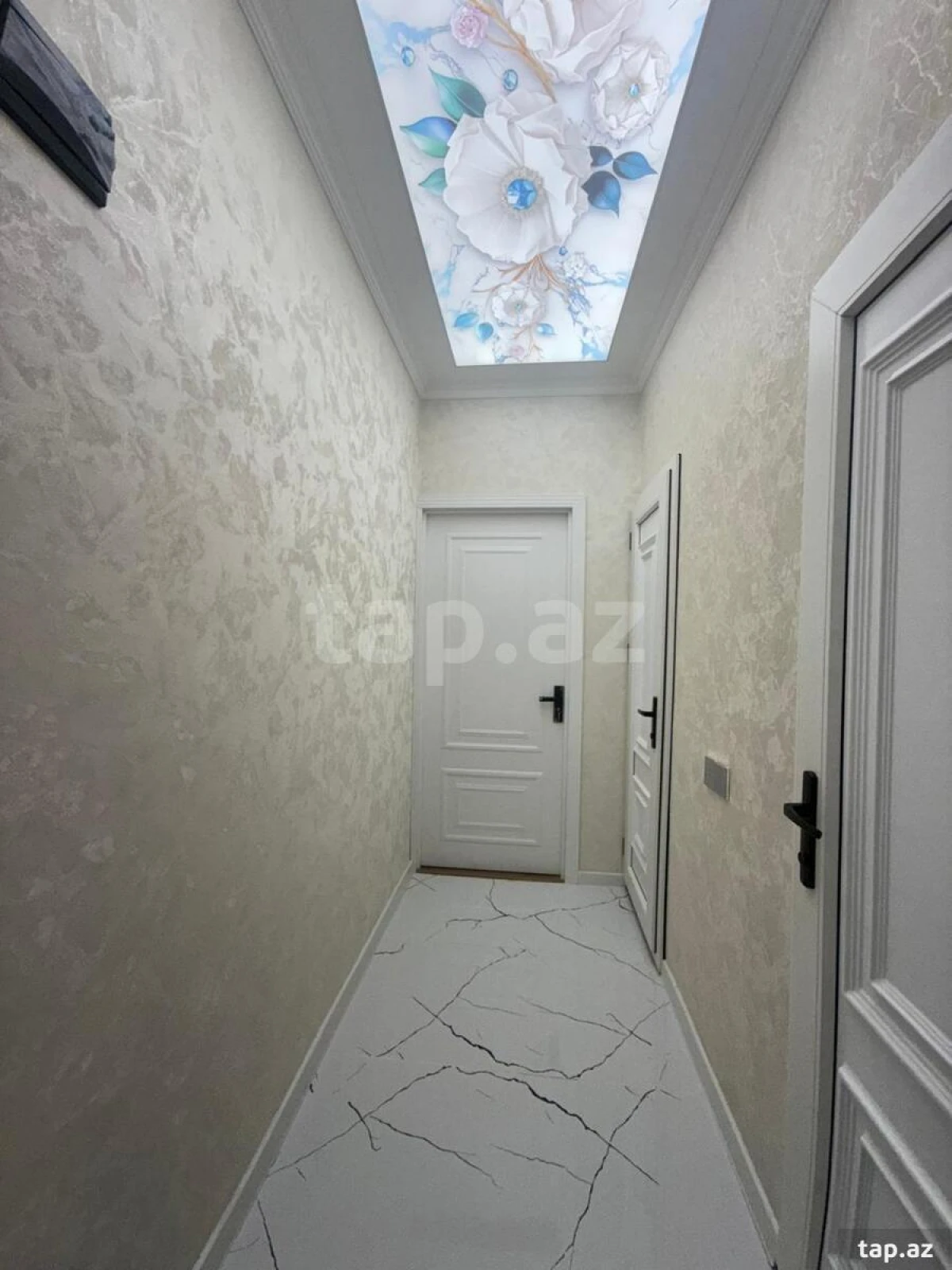 Satılır 2 otaqlı mənzil 58 m²
