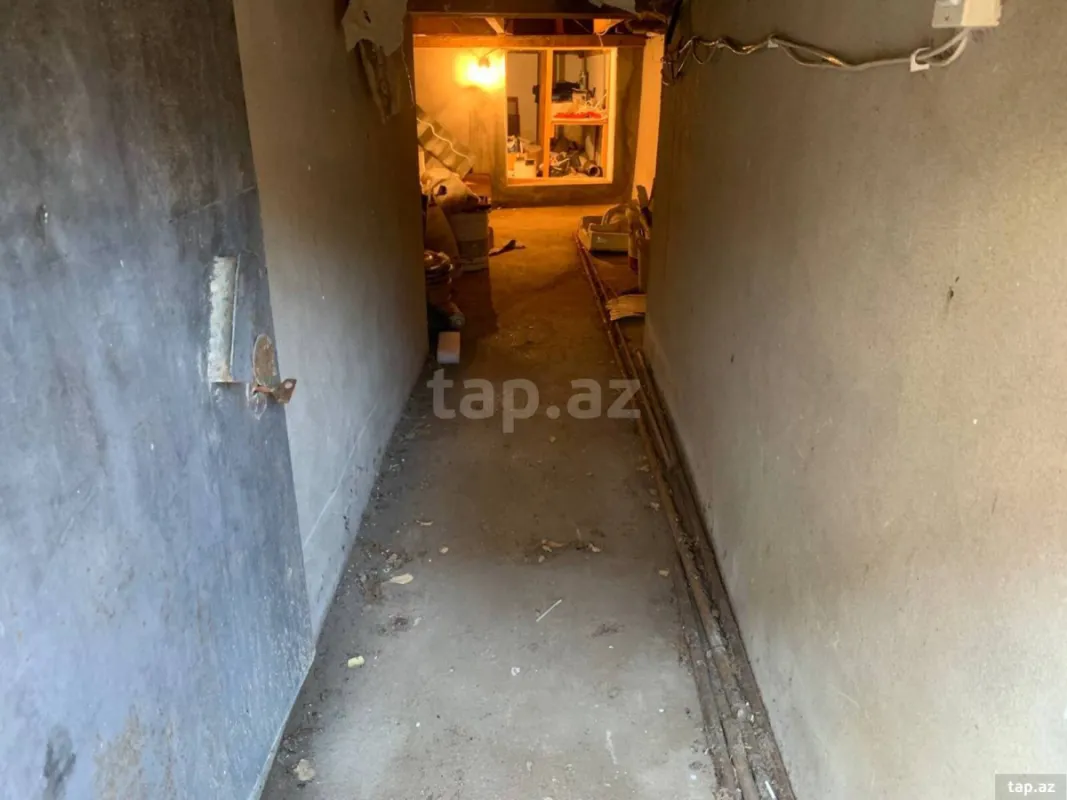 Satılır 7 otaqlı həyət evi 250 m²