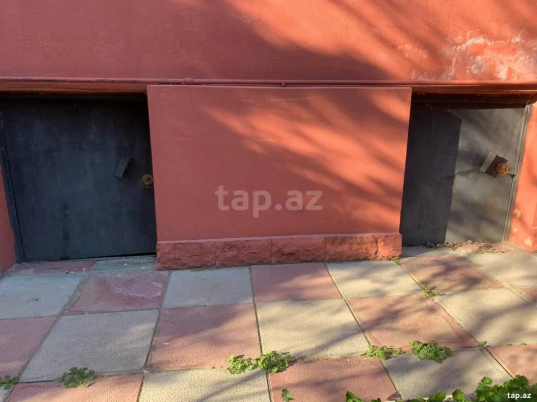 Satılır 7 otaqlı həyət evi 250 m²