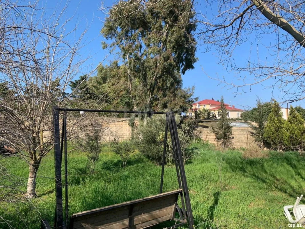 Satılır 7 otaqlı həyət evi 250 m²