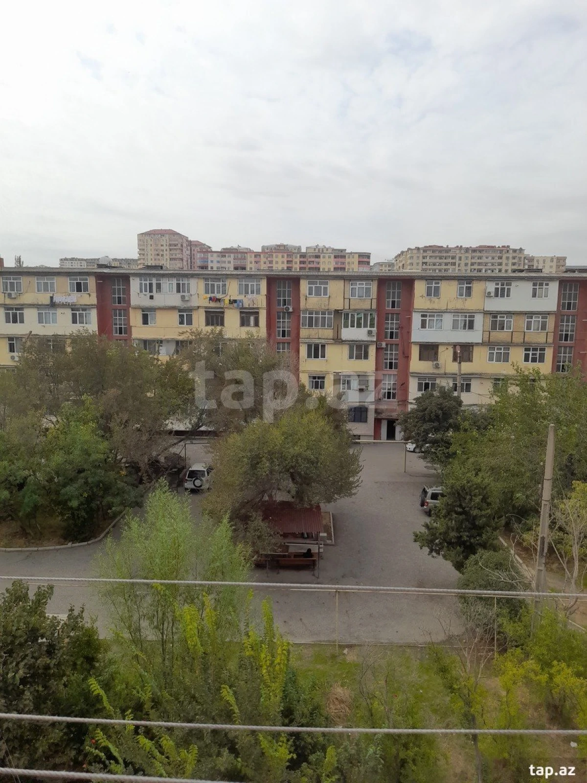 Kirayə verilir 2 otaqlı mənzil 40 m²