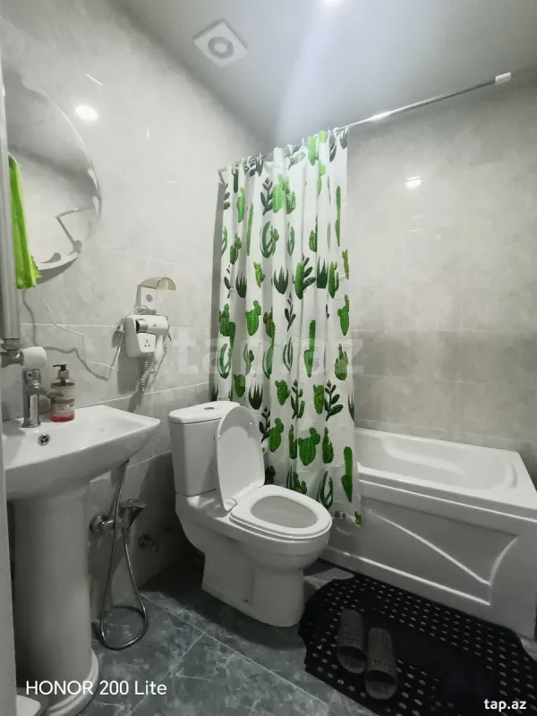 Kirayə verilir 2 otaqlı yeni tikili 60 m²