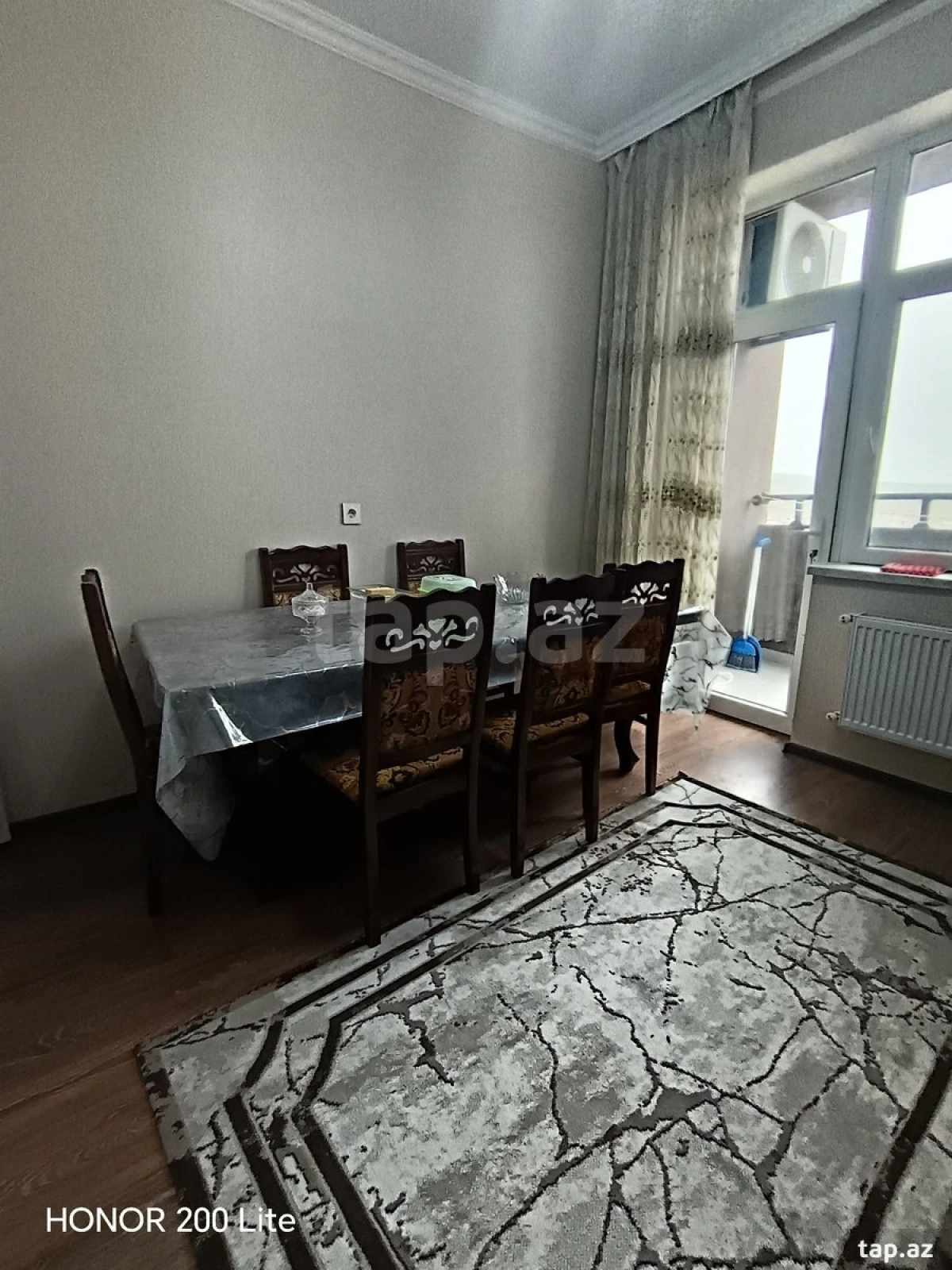 Kirayə verilir 2 otaqlı yeni tikili 60 m²