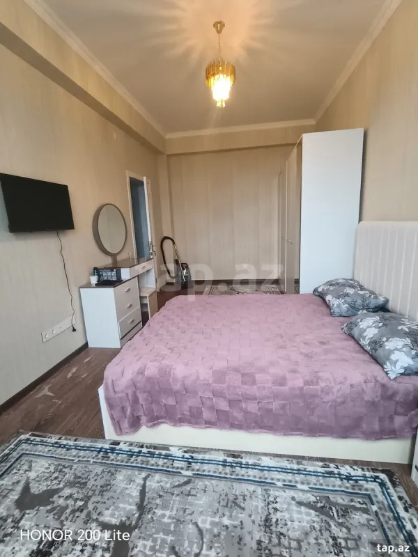 Kirayə verilir 2 otaqlı yeni tikili 60 m²