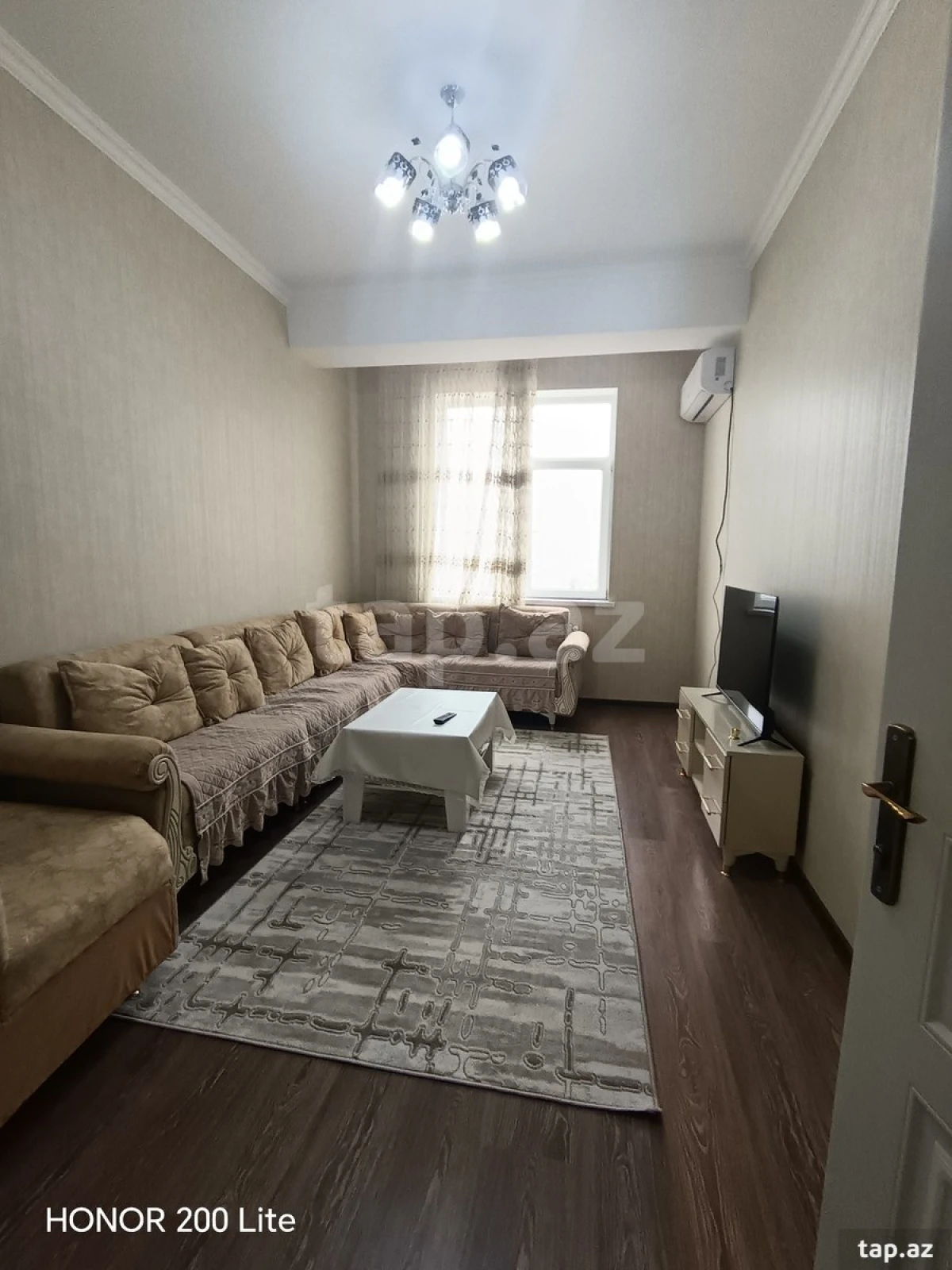 Kirayə verilir 2 otaqlı yeni tikili 60 m²