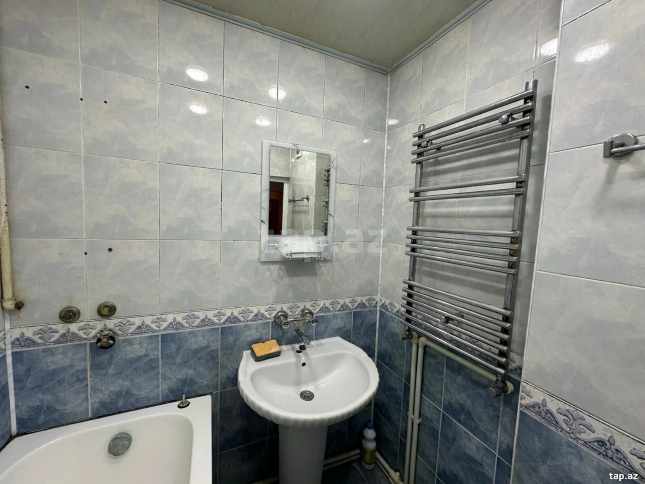 Kirayə verilir 3 otaqlı mənzil 90 m²
