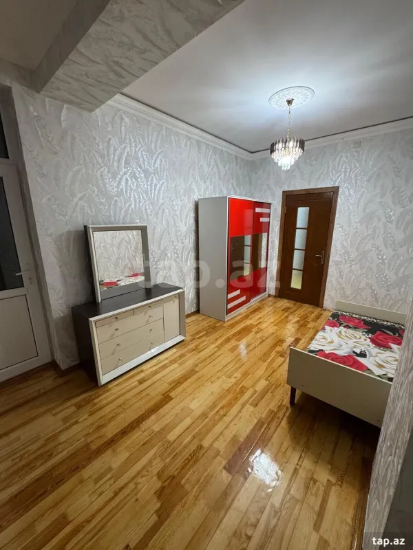 Satılır 3 otaqlı yeni tikili 102 m²