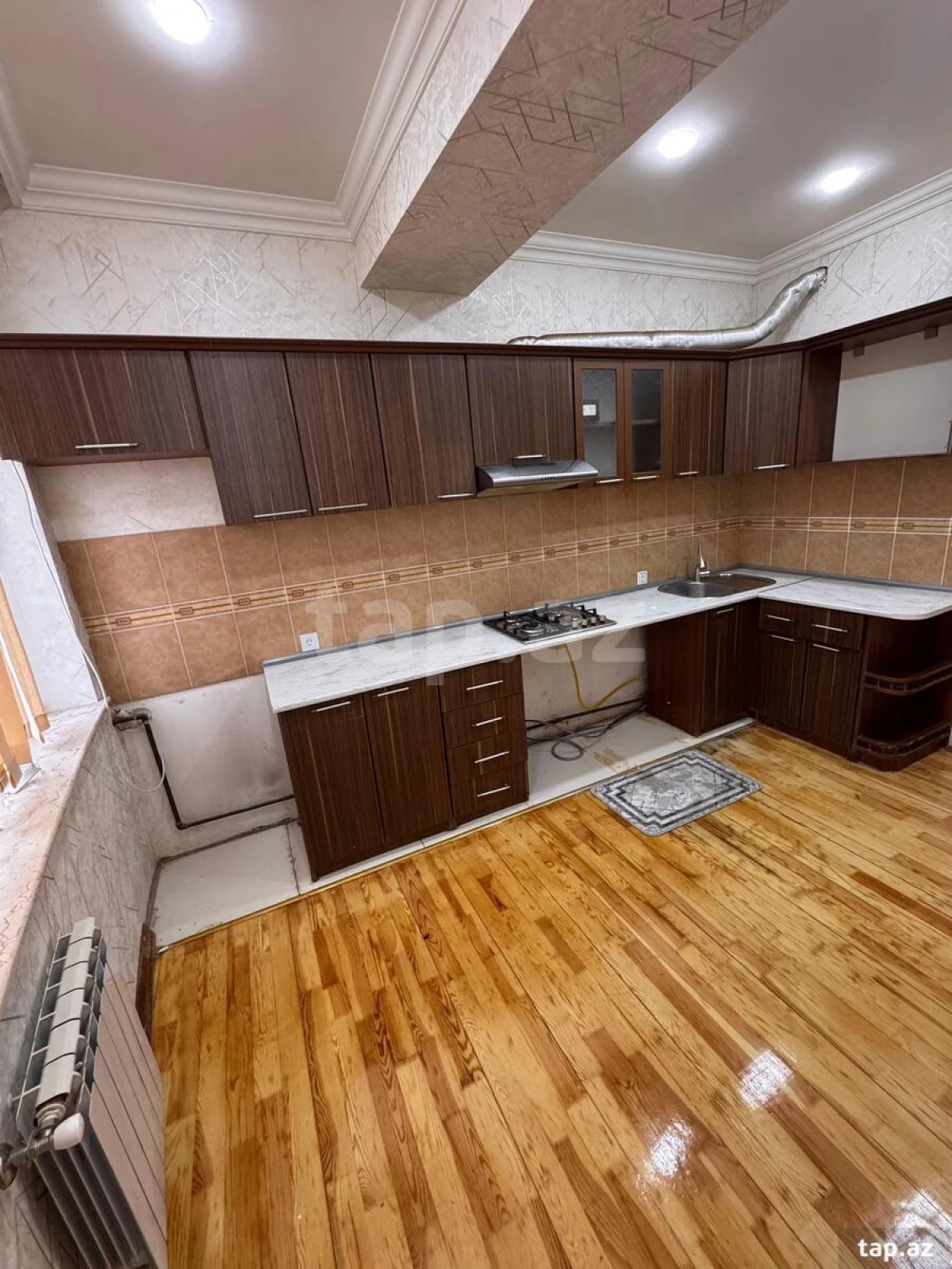 Satılır 3 otaqlı yeni tikili 102 m²