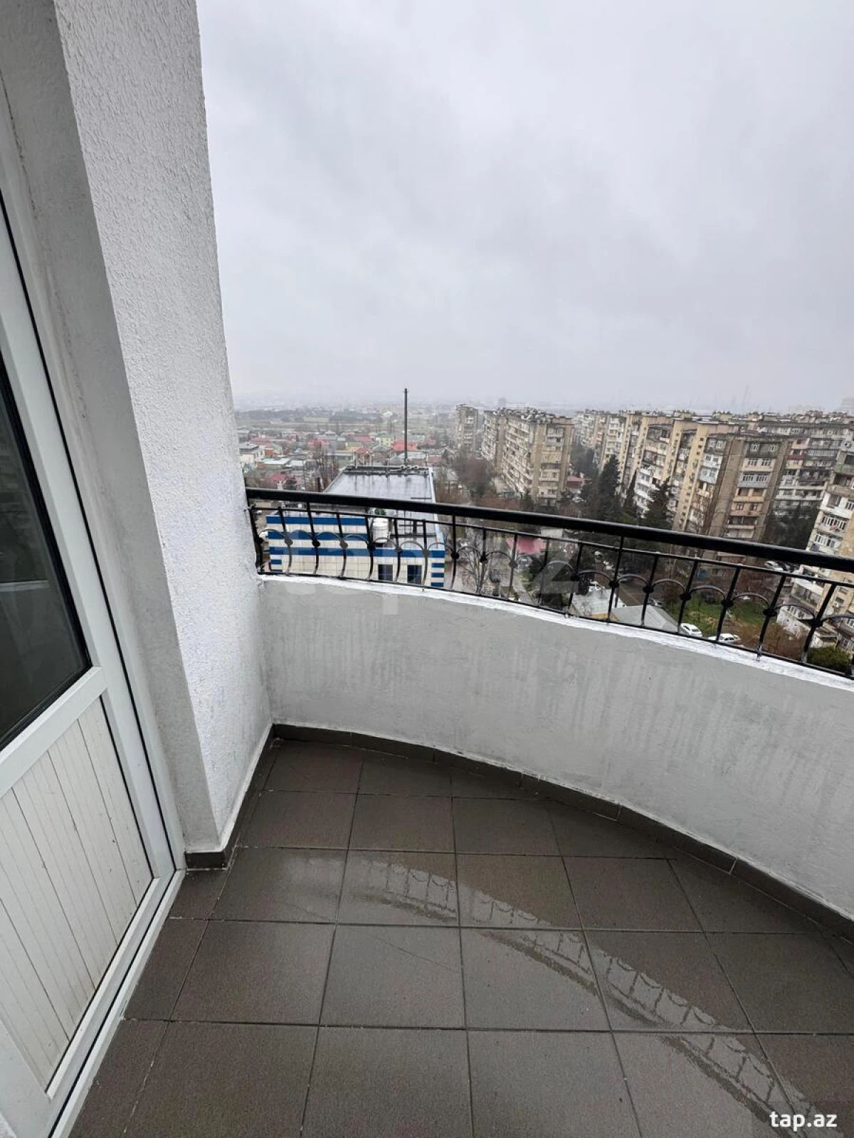 Satılır 3 otaqlı yeni tikili 102 m²