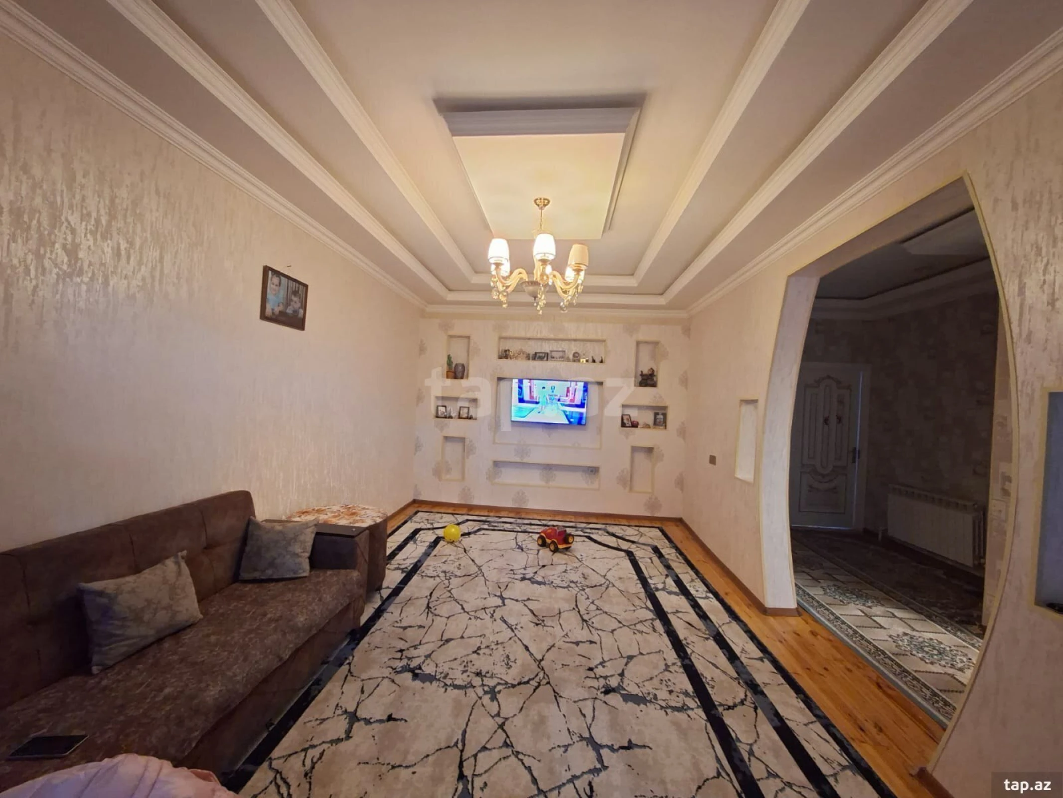 Satılır 4 otaqlı həyət evi 180 m²