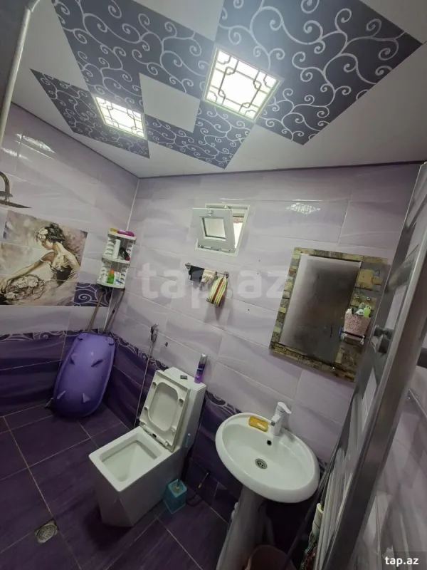 Satılır 4 otaqlı həyət evi 180 m²