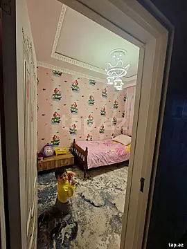 Satılır 4 otaqlı həyət evi 180 m²