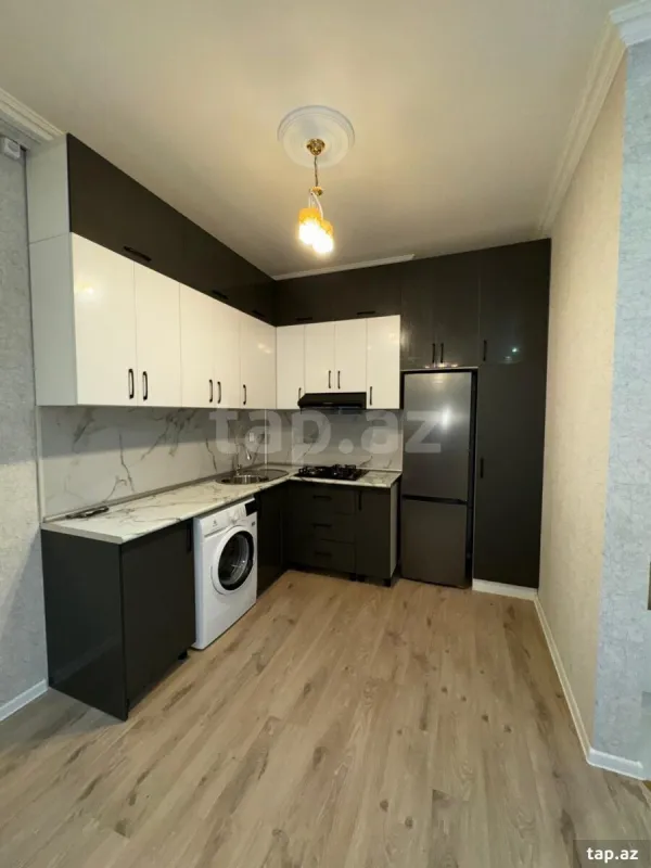 Kirayə verilir 2 otaqlı yeni tikili 70 m²