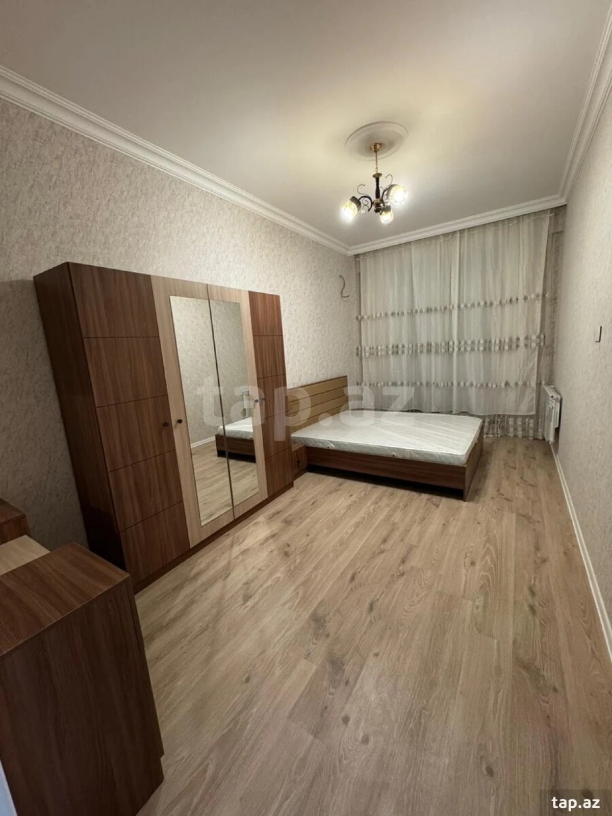 Kirayə verilir 2 otaqlı yeni tikili 70 m²