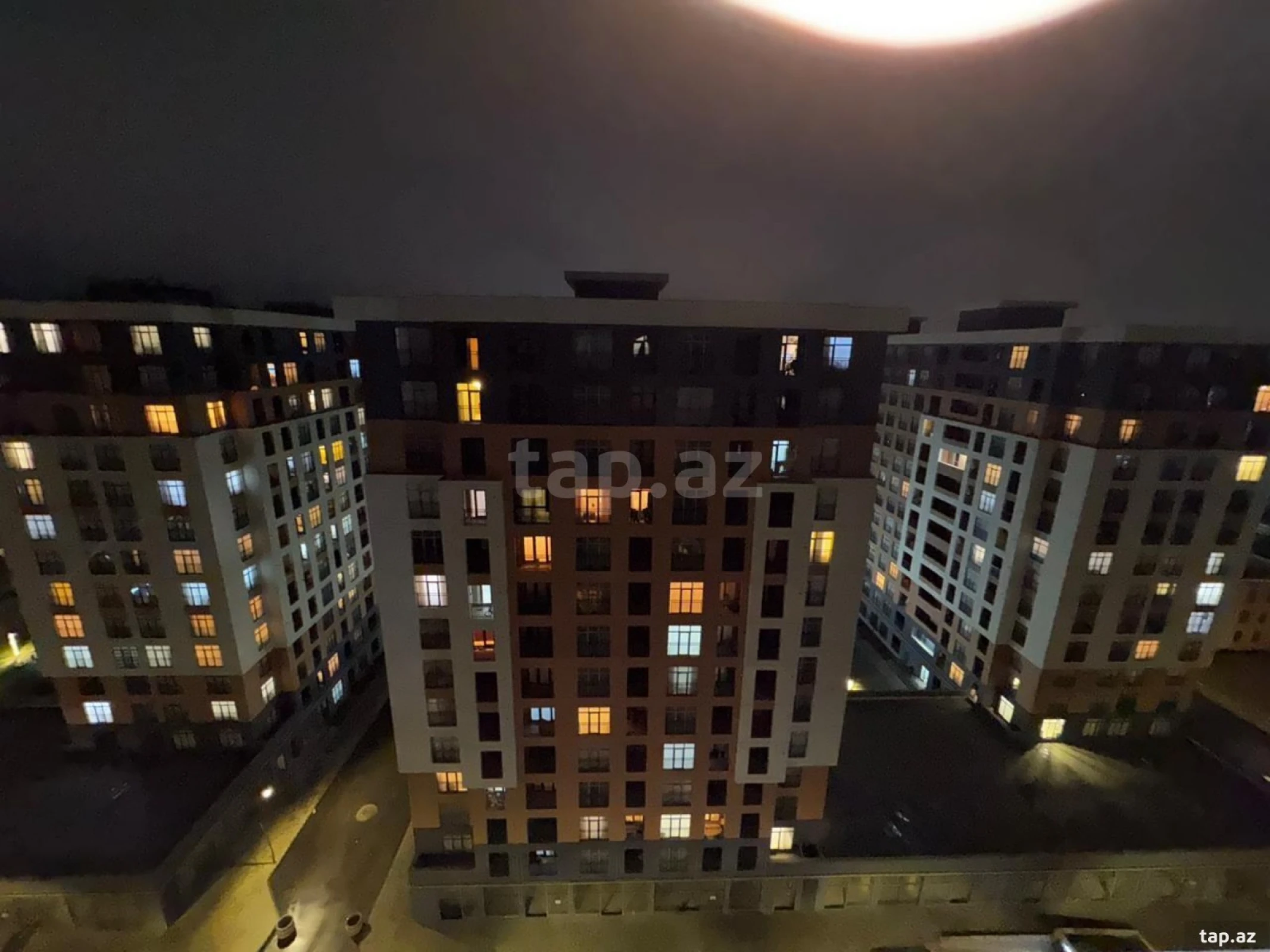 Kirayə verilir 2 otaqlı yeni tikili 70 m²