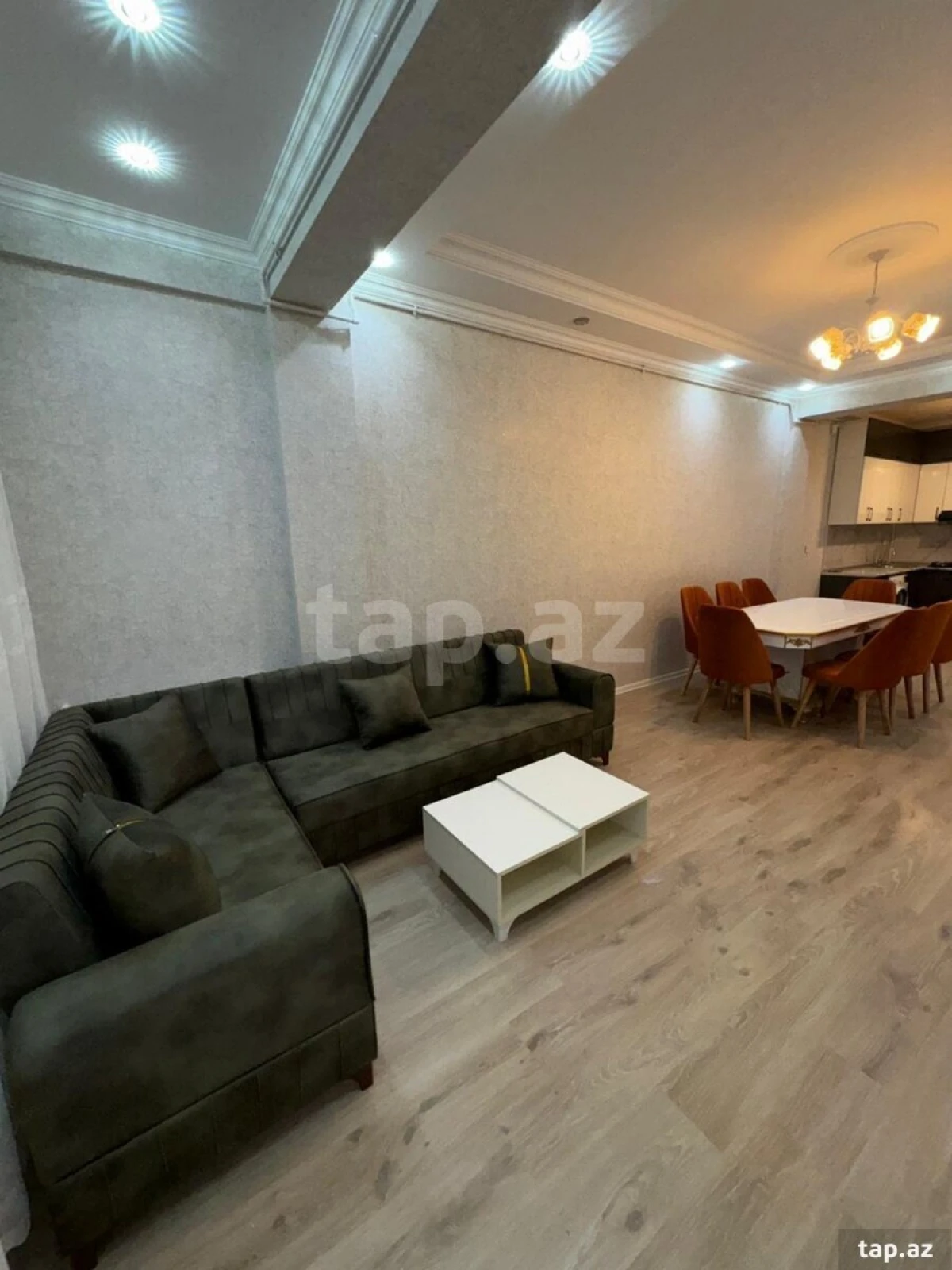 Kirayə verilir 2 otaqlı yeni tikili 70 m²